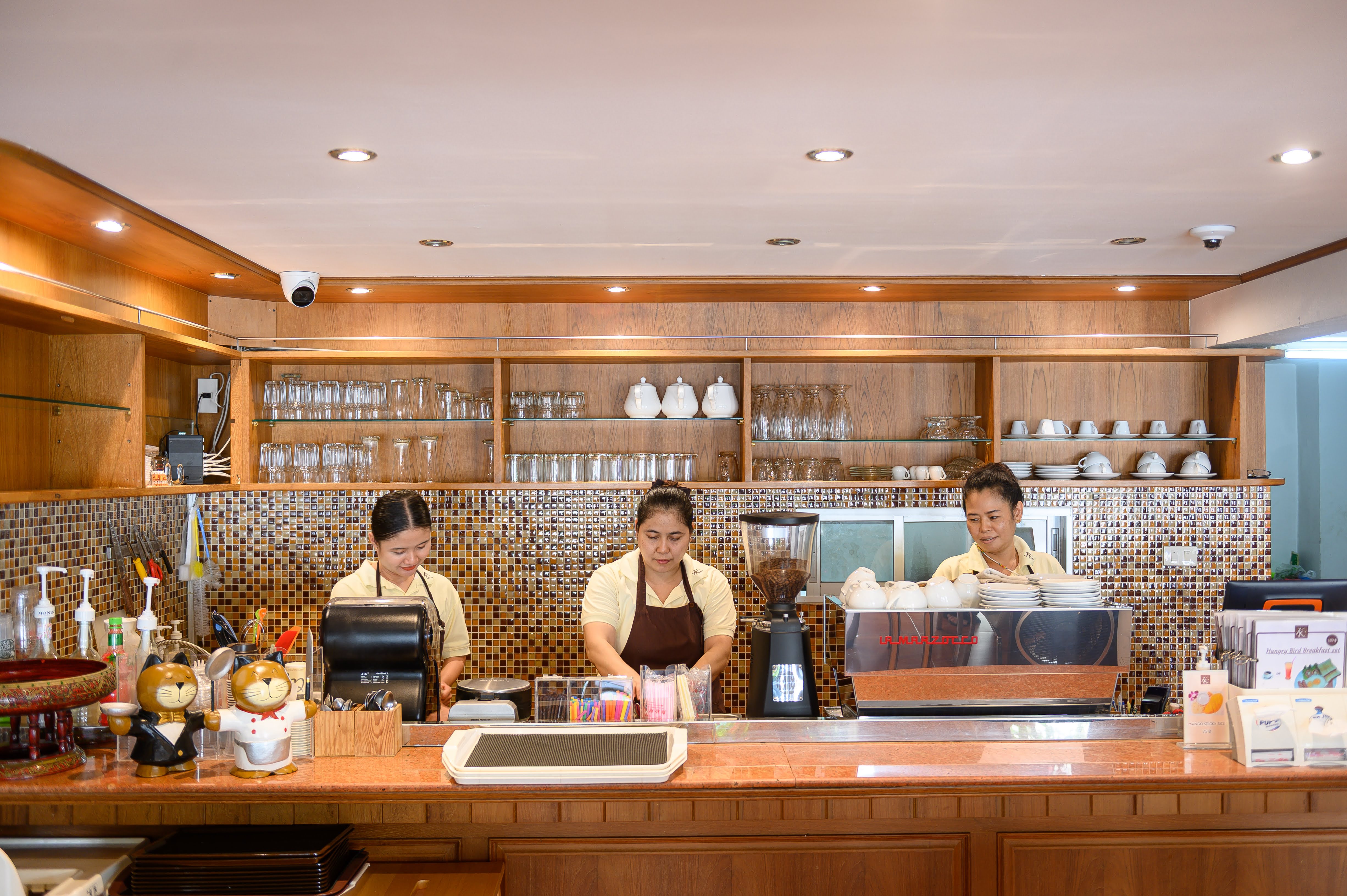 restaurant-(1)