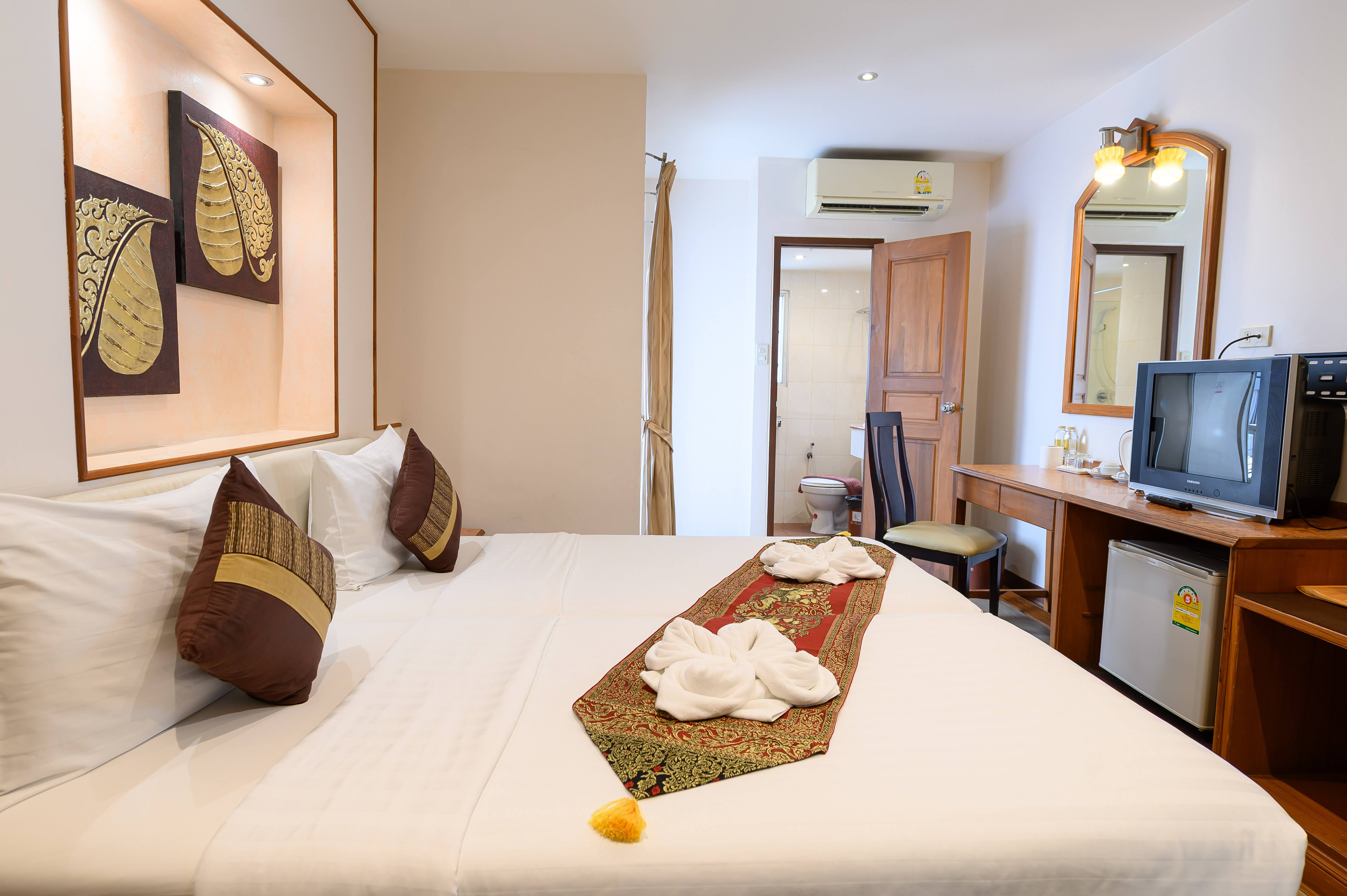 rooms-twin-(2)