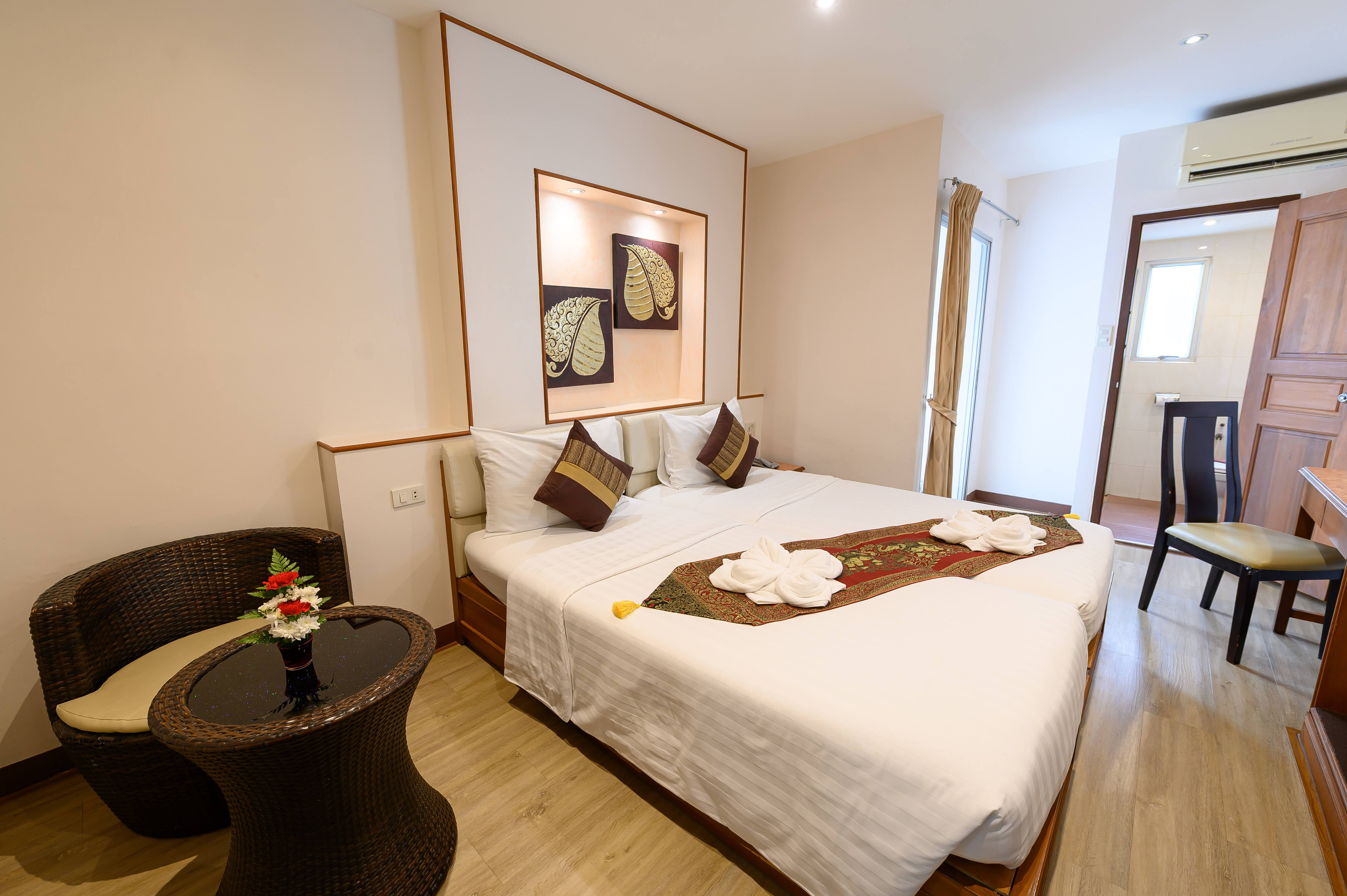 rooms-twin-(3)